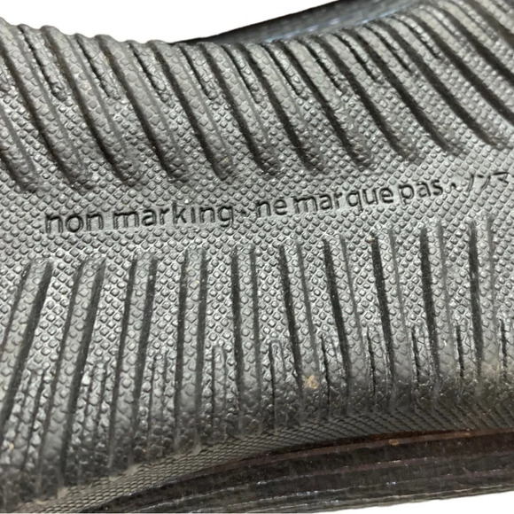 Nike Men’s Vapor 12 Academy IC  Men's US 9.5 Black AH7383-001 Non Marking - Picture 11 of 12